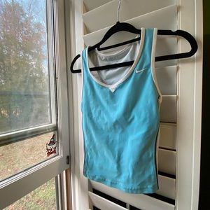 nike tank top blue